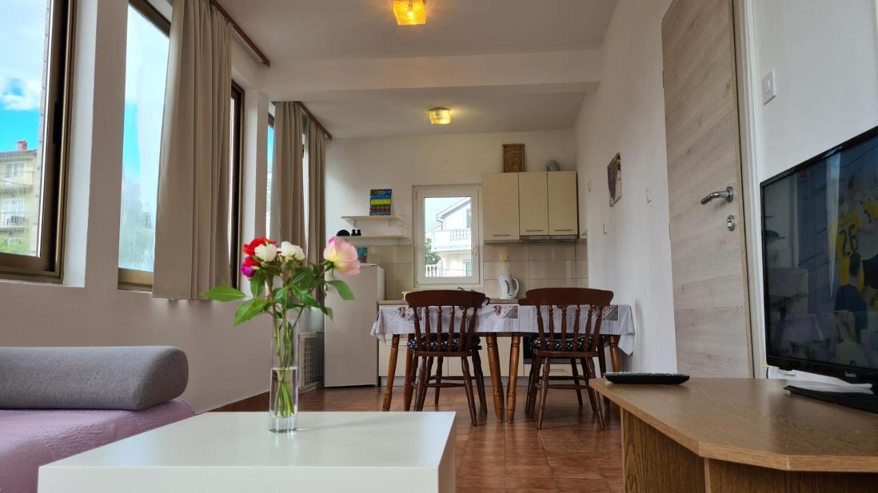 Apartments Ribaric Palit Екстер'єр фото