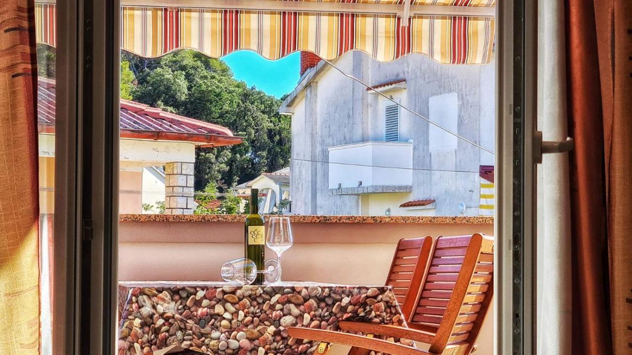 Apartments Ribaric Palit Екстер'єр фото