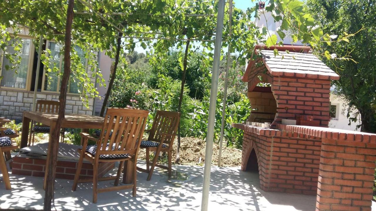 Apartments Ribaric Palit Екстер'єр фото